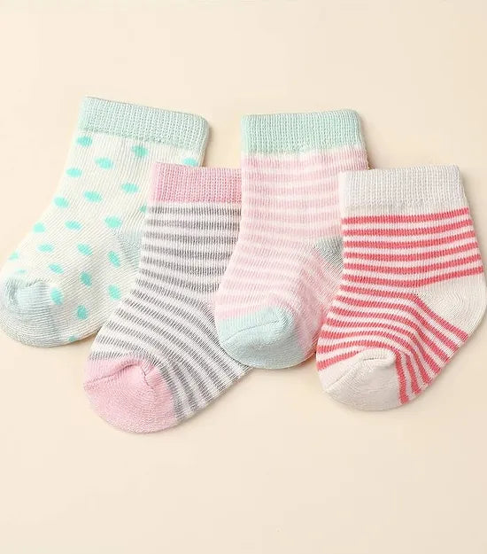 4 Pairs Socks